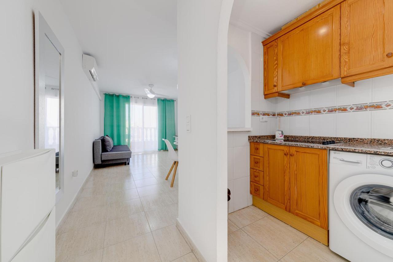 Ferienwohnung Casa Godisa Torrevieja Exterior foto