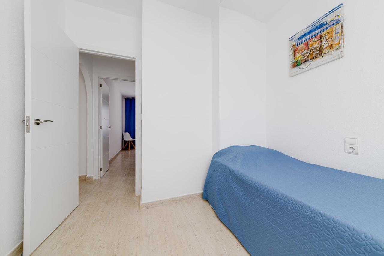 Ferienwohnung Casa Godisa Torrevieja Exterior foto