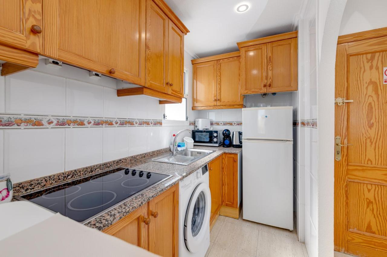 Ferienwohnung Casa Godisa Torrevieja Exterior foto