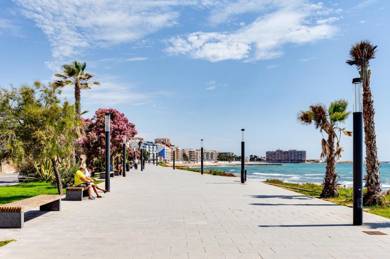 Ferienwohnung Casa Godisa Torrevieja Exterior foto